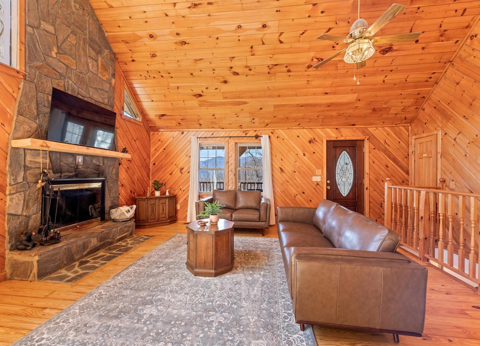 Maggie Valley Cabin With Beautiful Mountain Views, Hottub, Pet Friendly, Gameroom, Fireplace Exterior foto